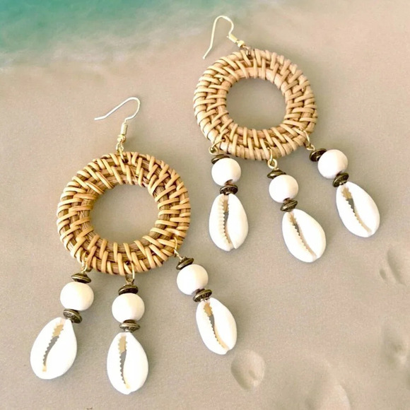Beach Theme Summer Vacation Chic Boho Earrings with Seashell Charms 🌊 - Picture 12 of 12